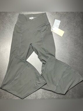 Pop Flex Size XXS 29” Flared Black Leggings NWT